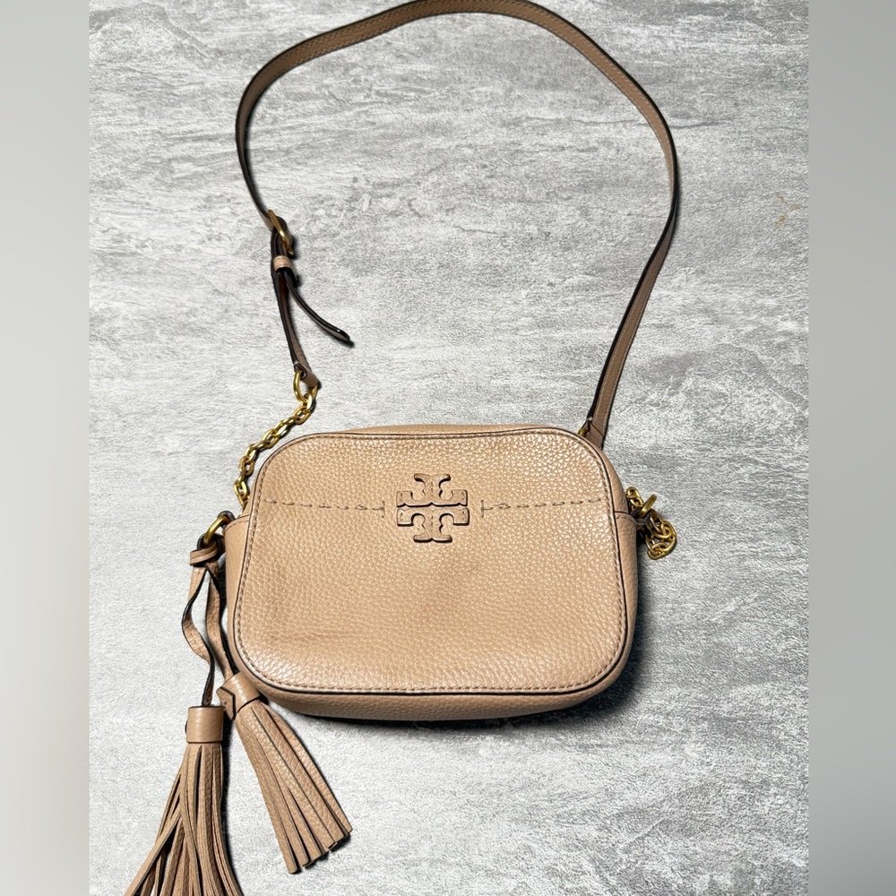 Tory Burch McGraw Leather Camera Crossbody Bag In Pale Pink With Gold Hardware